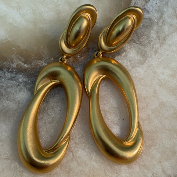 Essex XL Vintage 80’s Gold Dipped Signed  Clips - Picture 4 of 8